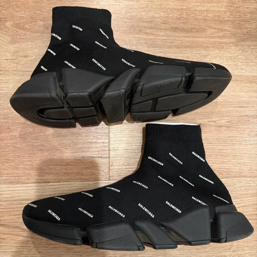 Balenciaga Men's Black Speed Sock Sneakers - Picture 6 of 8